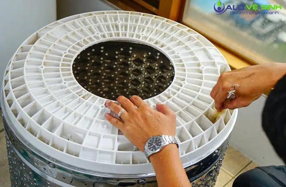 Alo Vệ Sinh bảo hành dịch vụ vệ sinh máy giặt lên đến 7 ngày