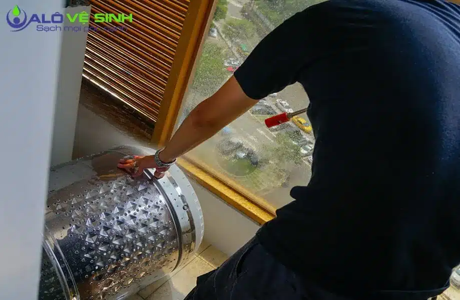 Luôn hỗ trợ giải đáp thắc mắc về vệ sinh máy giặt của bạn 24/7  tại Alo Vệ Sinh