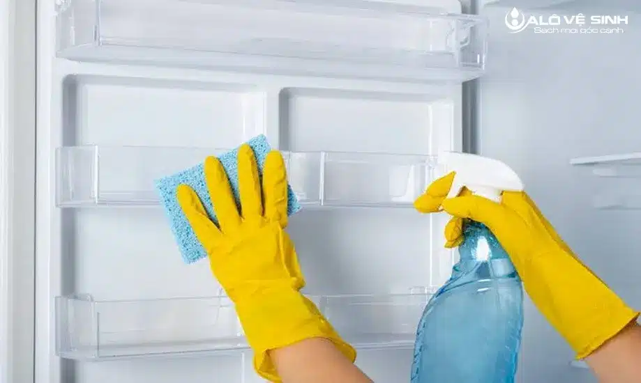 Liên hệ dịch vụ vệ sinh tủ lạnh tại Alo Vệ Sinh