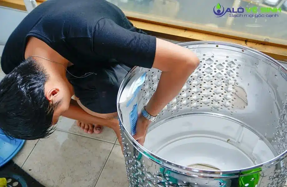 Vệ sinh máy giặt tại nhà đúng chuẩn - Alo Vệ Sinh