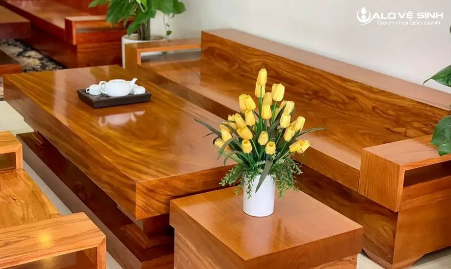 Các loại gỗ làm sofa - Gỗ óc chó sẽ giúp kháng sâu mọt tốt