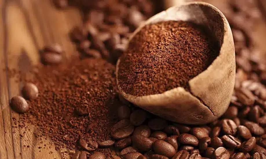 Cách làm thơm phòng bằng bột cafae và trà