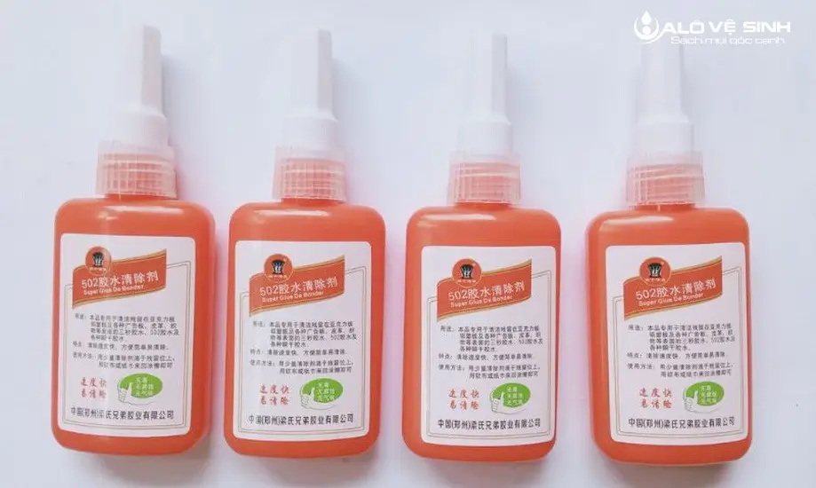 Hướng Dẫn Cách Tẩy Keo 502 Dính Trên Ghế Sofa Sạch Đẹp Như Mới Cách tẩy keo 502 dính trên ghế sofa bằng dung dịch tẩy keo chuyên dụng