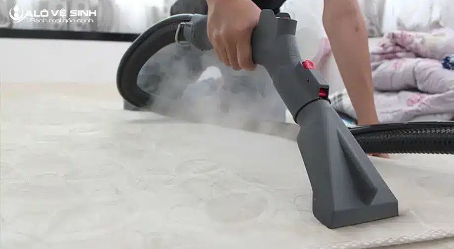 Có nên giặt đệm không - Giặt sạch đệm bằng máy giặt hơi nước