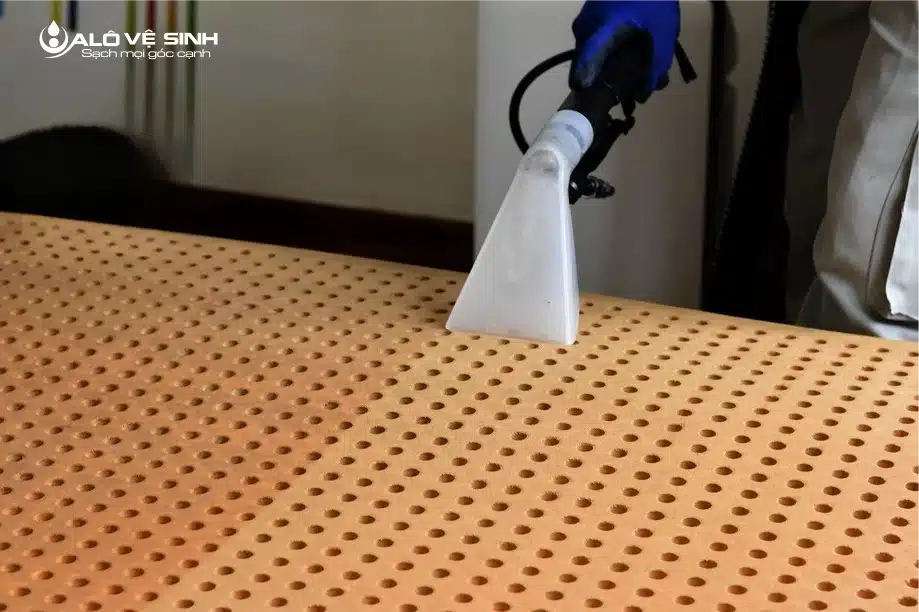 Giặt Nệm Tại Nhà - 30 Phút Có Mặt & Giá Tốt TPHCM Dịch vụ giặt nệm kymdan tại nhà.