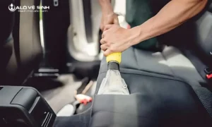 Hướng dẫn giặt nệm xe ô tô tại nhà đơn giản