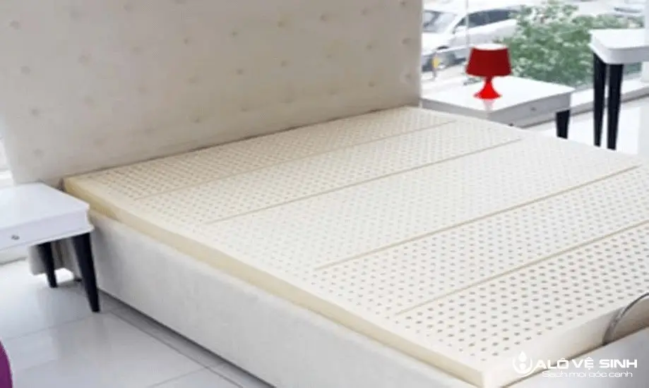 Nệm Liên Á Có Mấy Loại Và Có Những Ưu Điểm Ra Sao? Lớp khoáng chất trong nệm Liên Á giúp kháng khuẩn và khử mùi