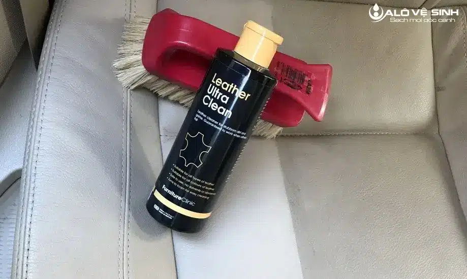 Lưu ý khi sử dụng dung dịch vệ sinh ghế sofa da