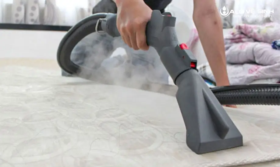 Máy hút bụi có thể loại bỏ mùi nệm cao su nhanh chóng, hiệu quả