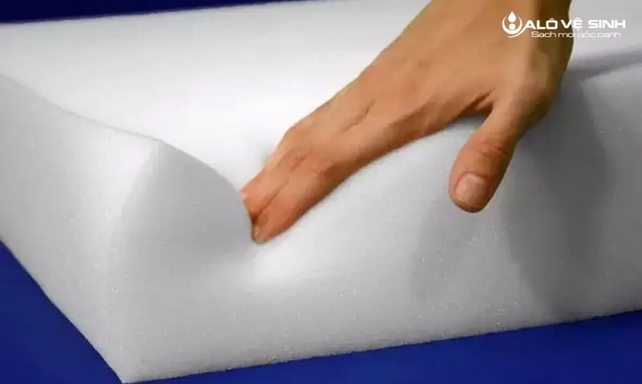 Làm Sao Để Biết Mút Đệm Sofa Loại Nào Tốt Nhất? Mút đệm sofa loại nào tốt - K30 được làm từ rất nhựa dạng bọt