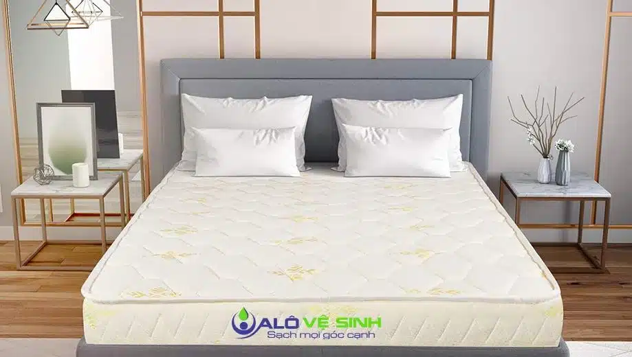 Top 10 Nệm Cao Su Nhân Tạo Happy Nights Nệm Tech Foam có độ thoáng khí tốt, và bề mặt êm ái