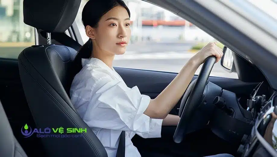 Điều chỉnh tư thế ngồi ghế ô tô phù hợp với chiều cao cơ thể rất quan trọng