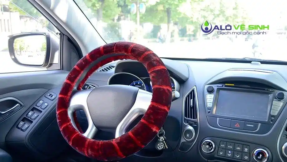Vệ sinh bọc vô lăng thường xuyên để bảo vệ sức khỏe tốt hơn