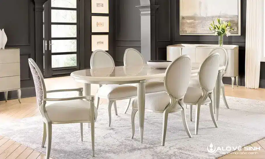 Ghế ăn Louis classic