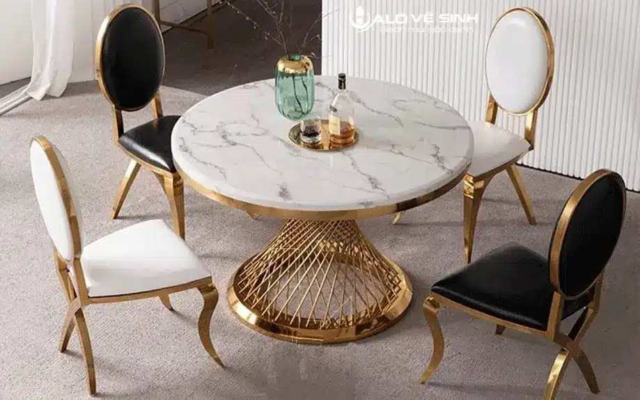 Ghế ăn Louis bọc da