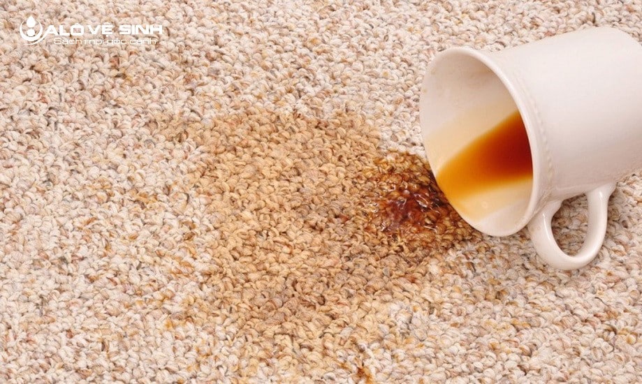 Dịch Vụ Giặt Thảm - 30 Phút Có Mặt & Giá Tốt TPHCM Làm sạch vết nước trà trên thảm