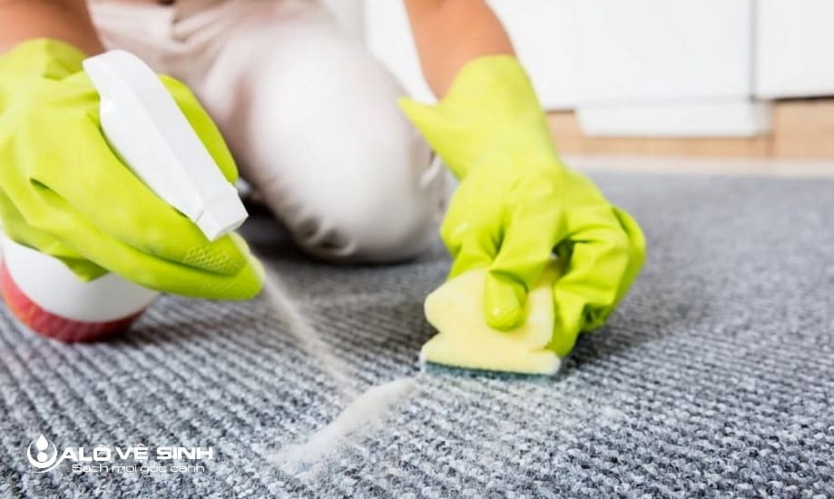 Dịch Vụ Giặt Thảm - 30 Phút Có Mặt & Giá Tốt TPHCM Vết máu lâu ngày trên thảm