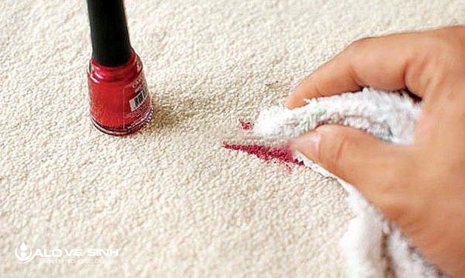Dịch Vụ Giặt Thảm - 30 Phút Có Mặt & Giá Tốt TPHCM Vết son môi trên thảm